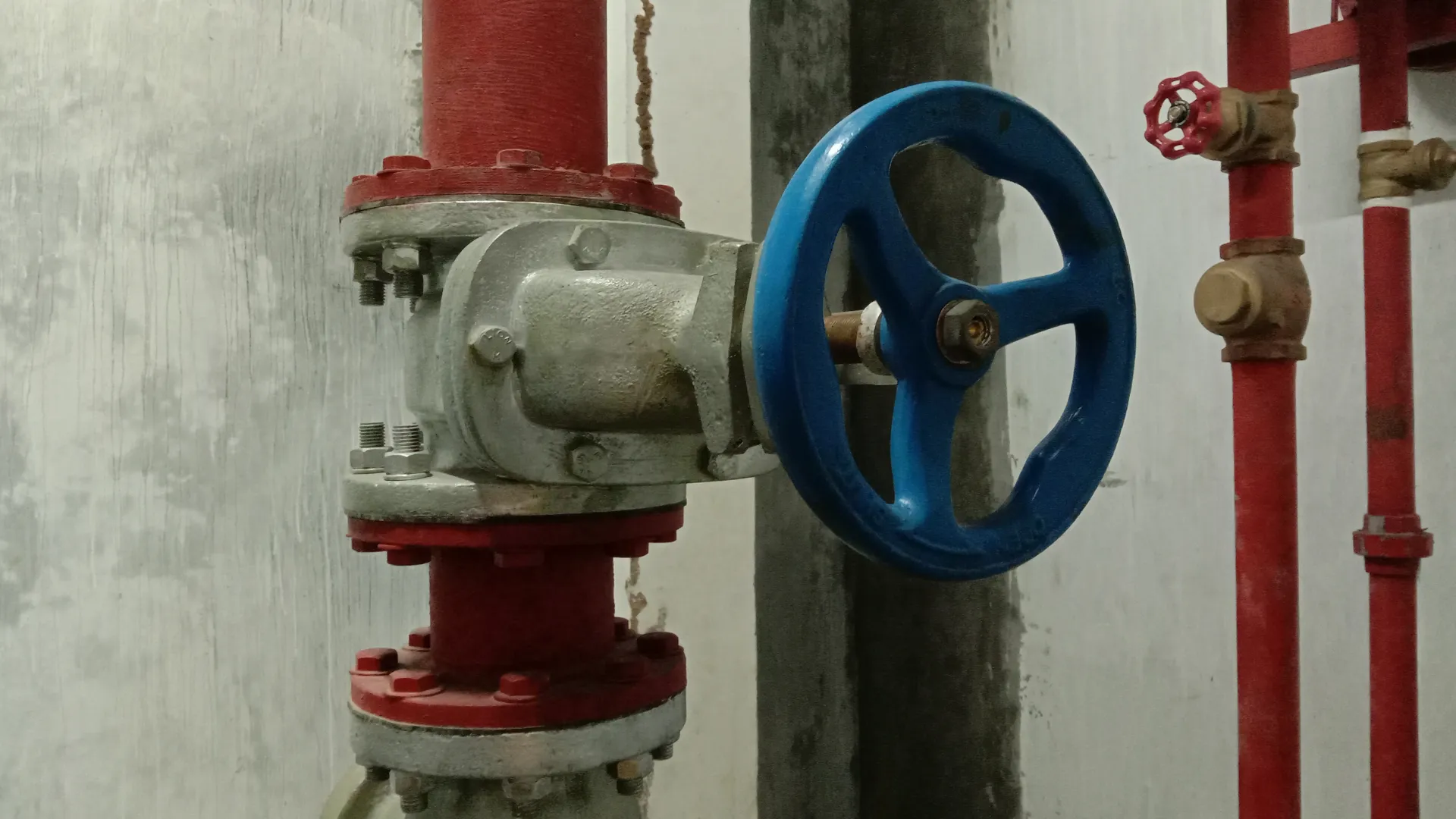 علت خرابی شیر یکطرفه دیسکی چیست؟ (بررسی تخصصی و کاربردی)